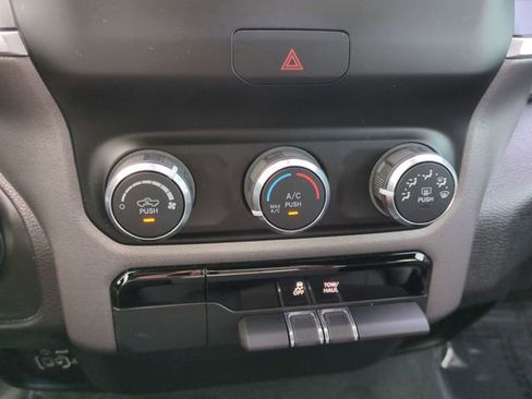 Used 2022 RAM 1500 Big Horn image 25