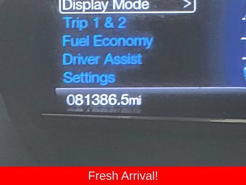 Used 2017 Ford Explorer XLT w/ Equipment Group 202A AWD/4WD image 29