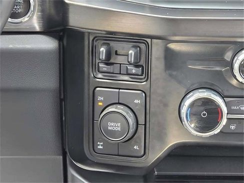 Used 2023 Ford F250 Lariat w/ Chrome Package image 16