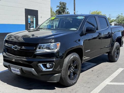 Used 2016 Chevrolet Colorado LT w/ Midnight Edition RWD image 3