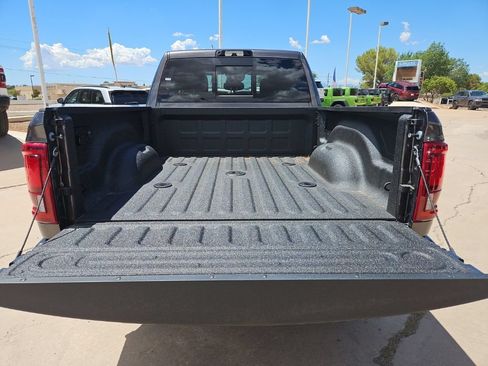New 2026 RAM 2500 Big Horn AWD/4WD image 12
