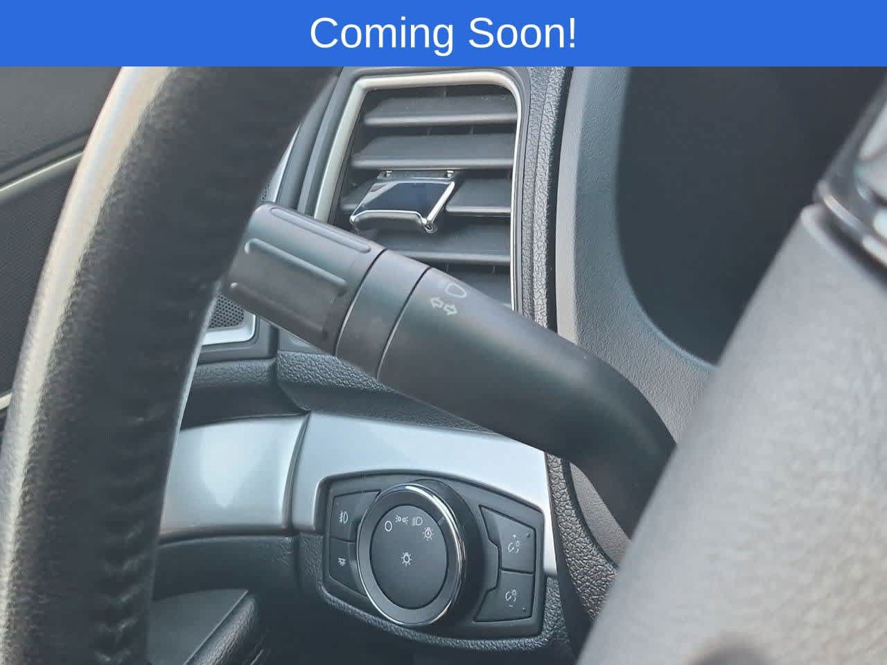 Used 2016 Ford Explorer XLT w/ Equipment Group 202A AWD/4WD image 30
