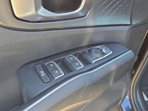 New 2026 Kia Sorento LX FWD image 19