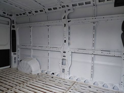 Used 2025 RAM ProMaster 2500 w/ Convenience Group FWD image 35