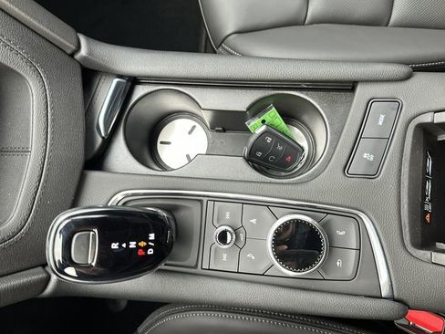 New 2025 Cadillac XT6 Sport w/ Technology Package image 10