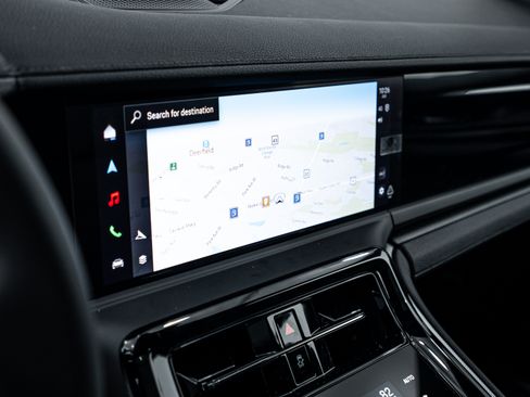 Certified 2026 Porsche Panamera 4 AWD/4WD image 16