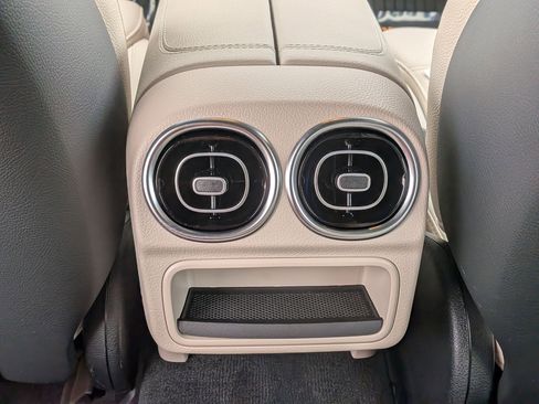 Certified 2025 Mercedes-Benz C 300 4MATIC Sedan image 31