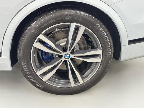 New 2026 BMW X7 xDrive40i w/ Executive Package image 35