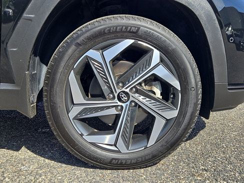 Certified 2023 Hyundai Tucson Limited AWD/4WD image 33