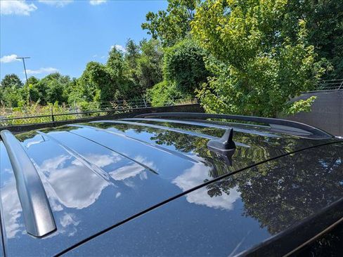 Used 2023 Volkswagen Atlas SE FWD image 23