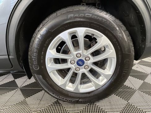 Used 2021 Ford Escape SE image 16