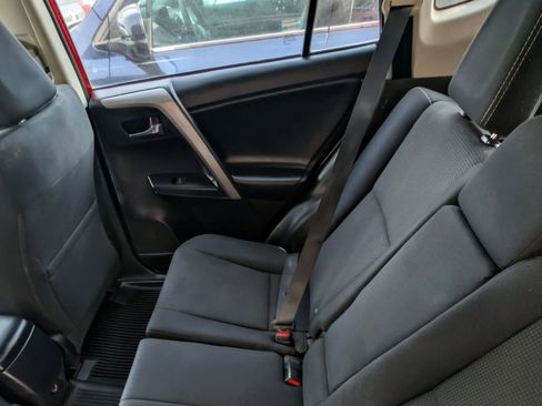 Used 2017 Toyota RAV4 XLE image 2