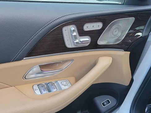 Used 2024 Mercedes-Benz GLE 350 4MATIC image 24