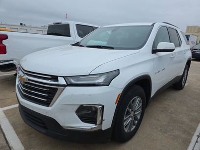 Used 2023 Chevrolet Traverse LT