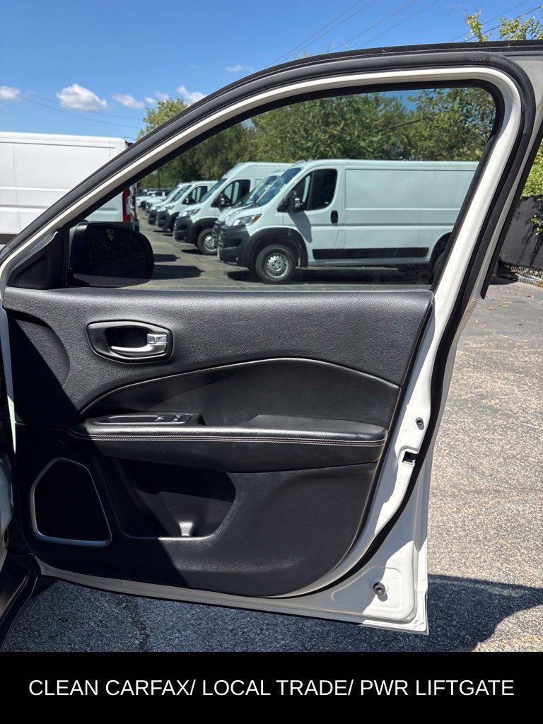 Used 2021 Jeep Compass Latitude AWD/4WD image 20