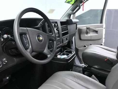 Used 2024 Chevrolet Express 3500 LS RWD image 22