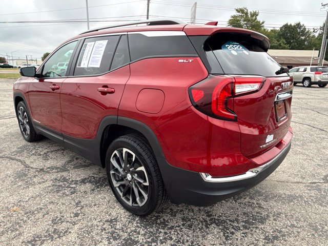 Certified 2022 GMC Terrain SLT AWD/4WD image 3