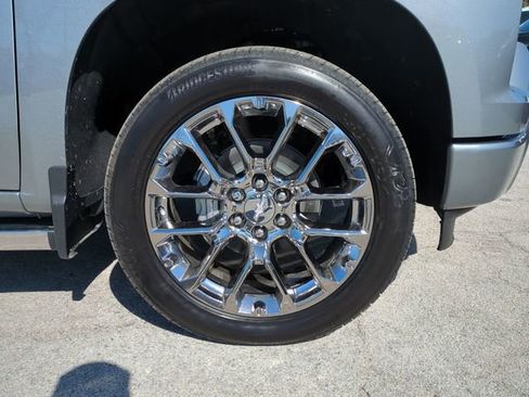 New 2026 Chevrolet Silverado 1500 High Country AWD/4WD image 10