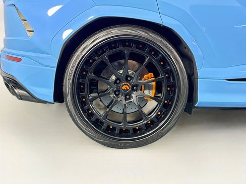 Used 2022 Lamborghini Urus AWD/4WD image 51