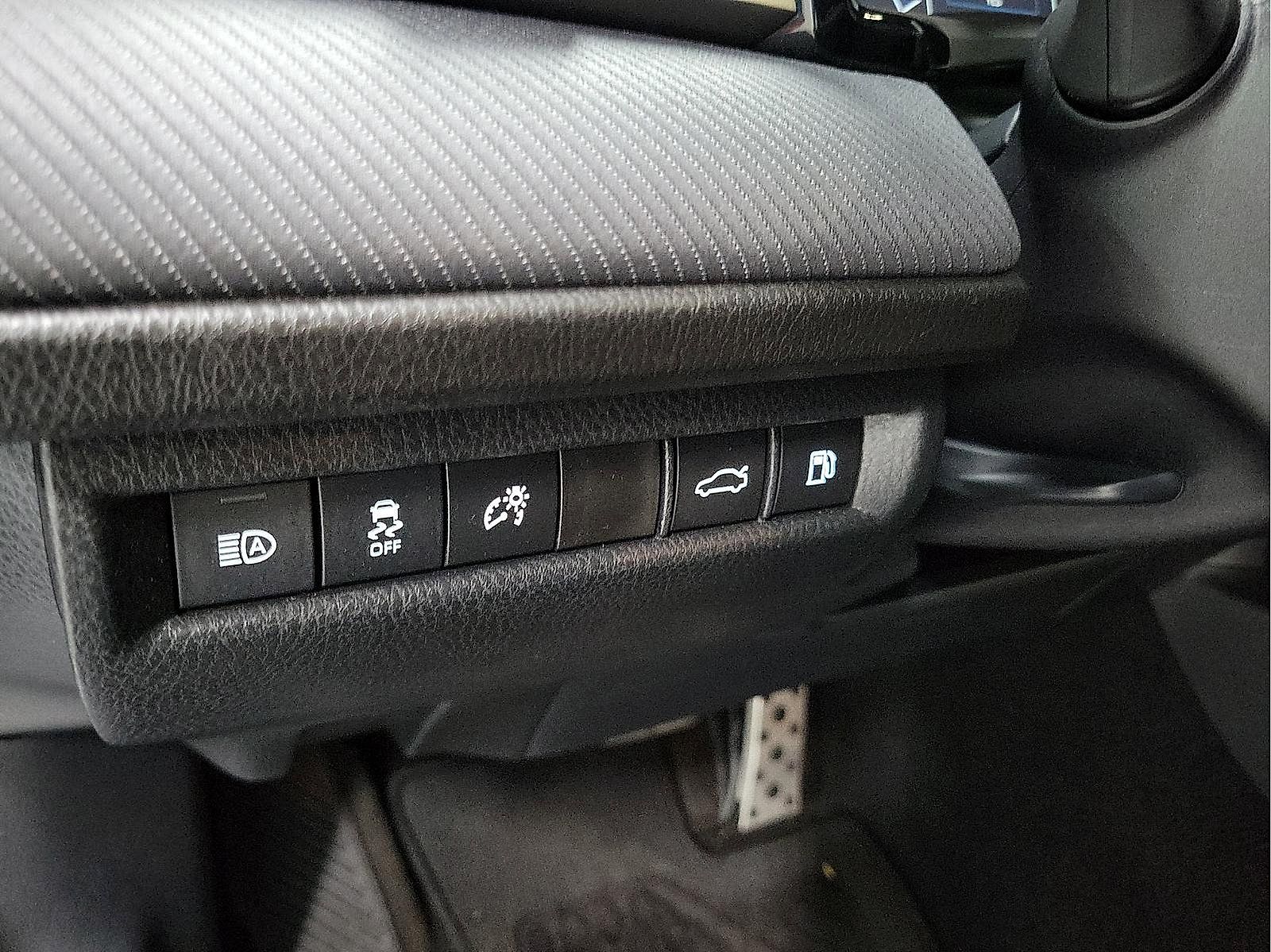 Used 2026 Toyota Camry SE FWD image 14