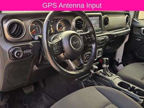 Used 2018 Jeep Wrangler Unlimited Sport S AWD/4WD image 13
