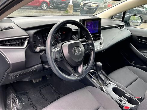 Used 2024 Toyota Corolla LE FWD image 13