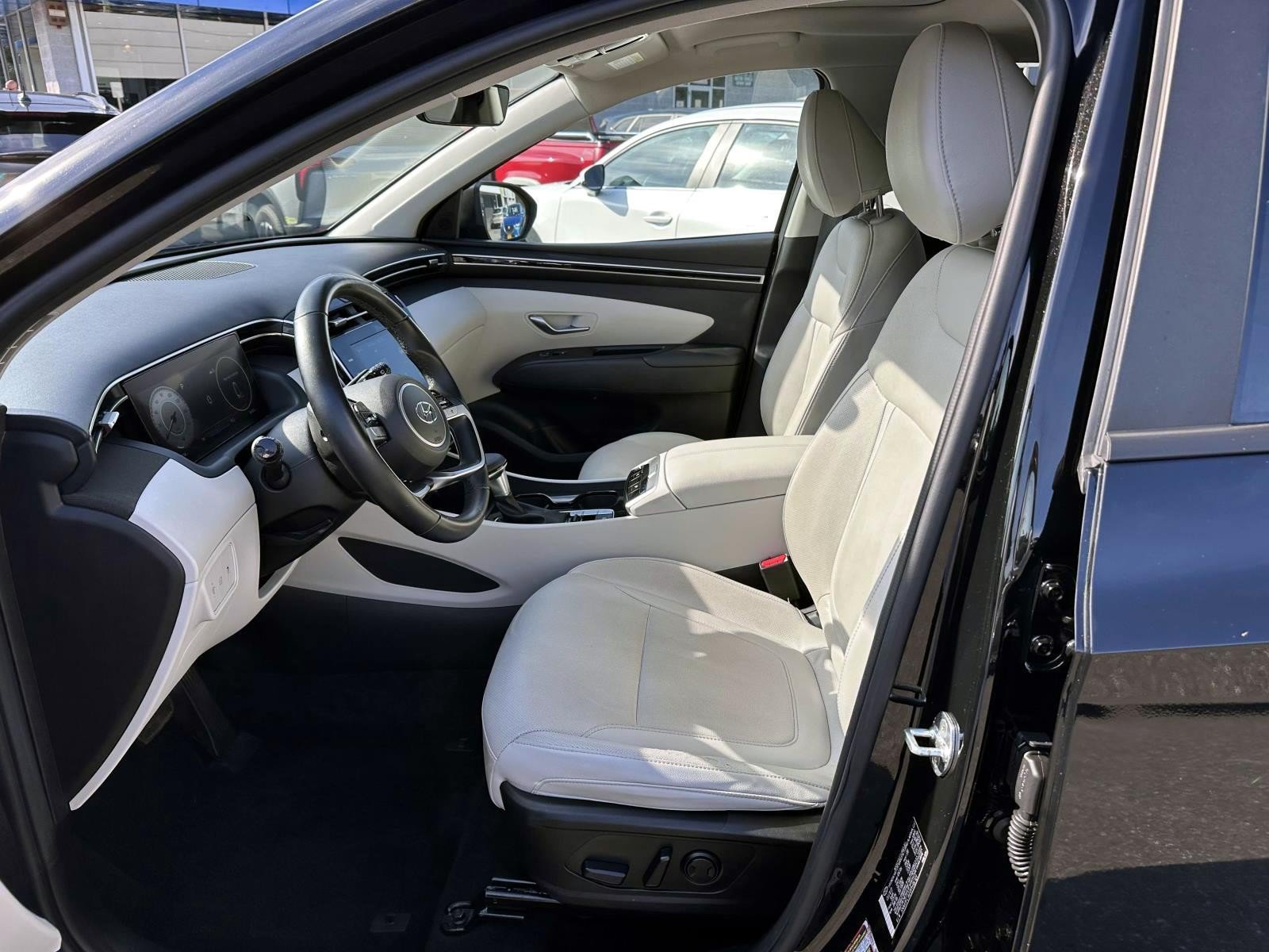 Used 2023 Hyundai Tucson SEL w/ Convenience Package AWD/4WD image 11