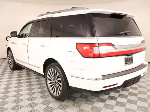 Used 2019 Lincoln Navigator Reserve AWD/4WD image 26