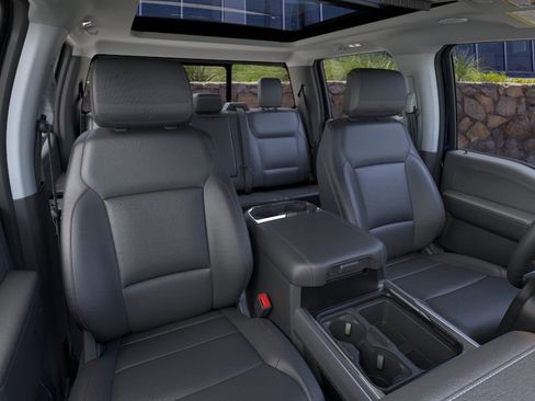 New 2025 Ford F250 Lariat w/ Lariat Ultimate Package image 10