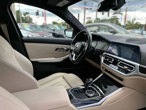 Used 2021 BMW 330i xDrive Sedan w/ Convenience Package image 19