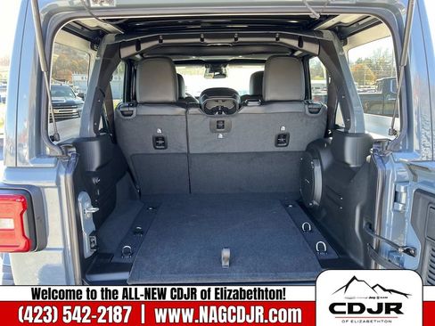 New 2026 Jeep Wrangler Unlimited Rubicon image 19