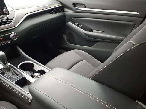 Certified 2023 Nissan Altima 2.5 SV image 12