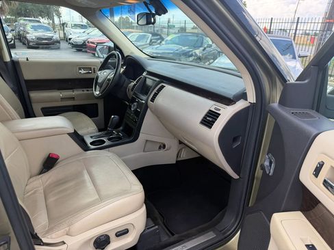 Used 2014 Ford Flex Limited FWD image 8
