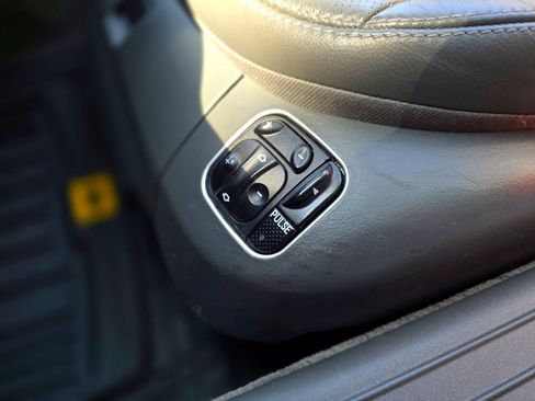 Used 2003 Mercedes-Benz SL 500 image 47