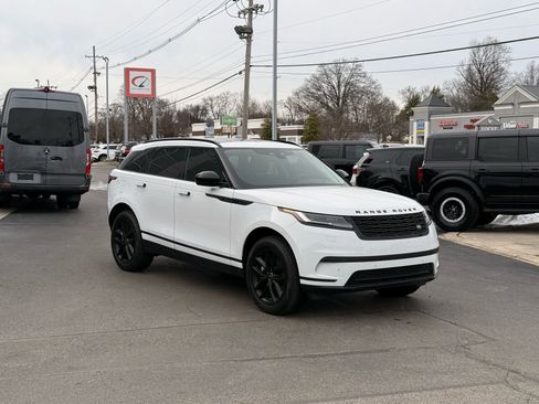 Used 2024 Land Rover Range Rover Velar S image 19