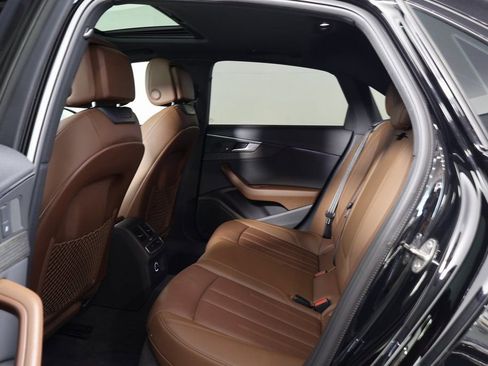 Used 2019 Audi A4 2.0T Premium image 11