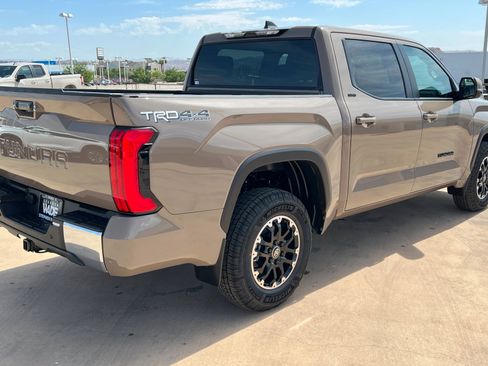 New 2026 Toyota Tundra SR5 AWD/4WD image 5