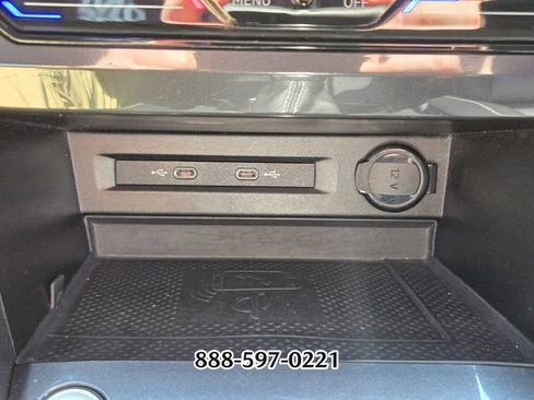 Certified 2022 Volkswagen Tiguan SE FWD image 26