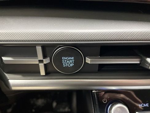 New 2026 Hyundai Santa Fe SE image 30