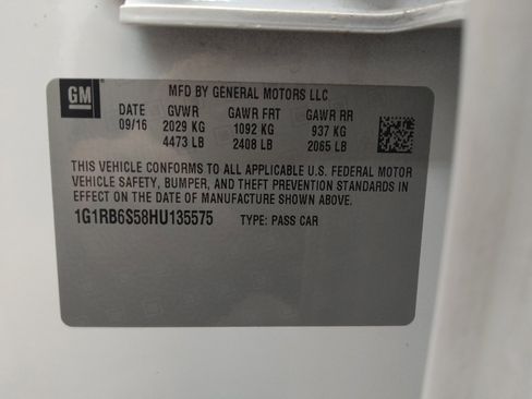 Used 2017 Chevrolet Volt Premier w/ Driver Confidence II Package FWD image 33