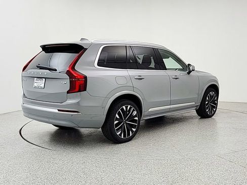 New 2026 Volvo XC90 T8 Plus w/ Protection Package Premier AWD/4WD image 5