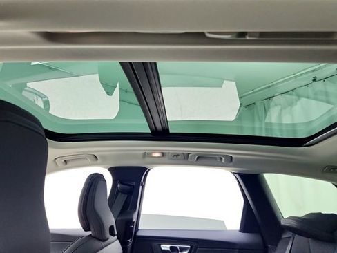 New 2026 Volvo XC60 B5 Plus w/ Protection Package Premier image 18