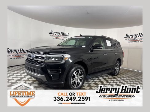 Used 2024 Ford Expedition Limited image 1