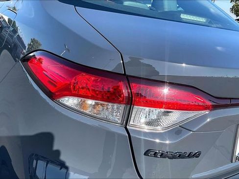 Used 2023 Toyota Corolla LE w/ Carpet Mat Package (TMS) FWD image 22