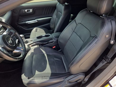 Used 2018 Ford Mustang Premium w/ Pony Package RWD image 15