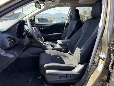 Used 2025 Subaru Outback Premium image 27