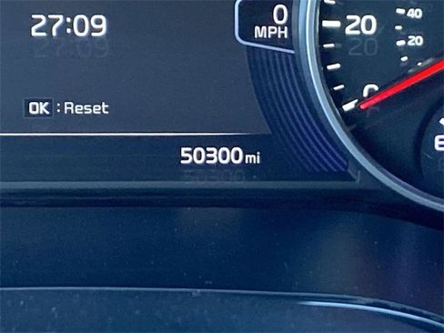 Used 2023 Kia Seltos SX image 26