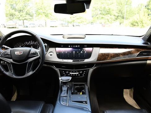 Used 2017 Cadillac CT6 Luxury AWD/4WD image 18