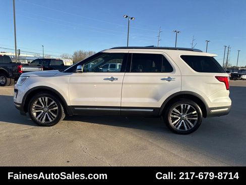 Used 2019 Ford Explorer Platinum image 9