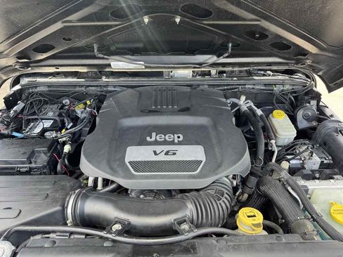 Used 2016 Jeep Wrangler Unlimited Sport w/ Quick Order Package 24S image 44